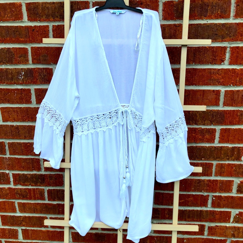 Blue island White swim cover up bell sleeves & Lace M